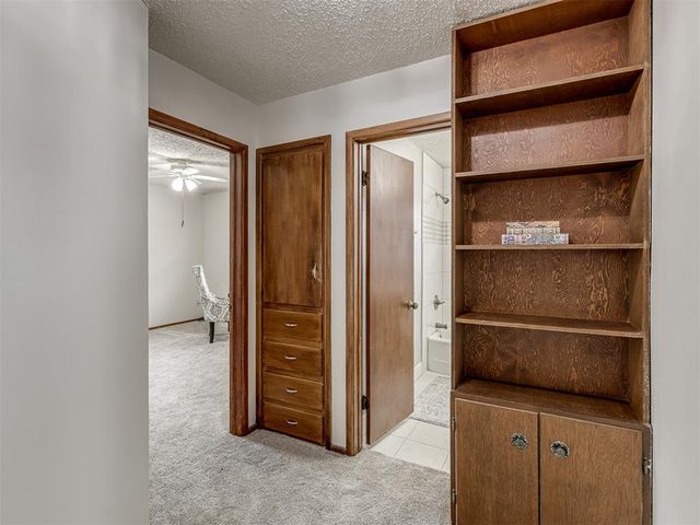 220 W Glenhaven Drive, Midwest City, OK 73110