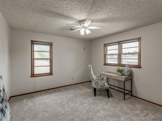 220 W Glenhaven Drive, Midwest City, OK 73110