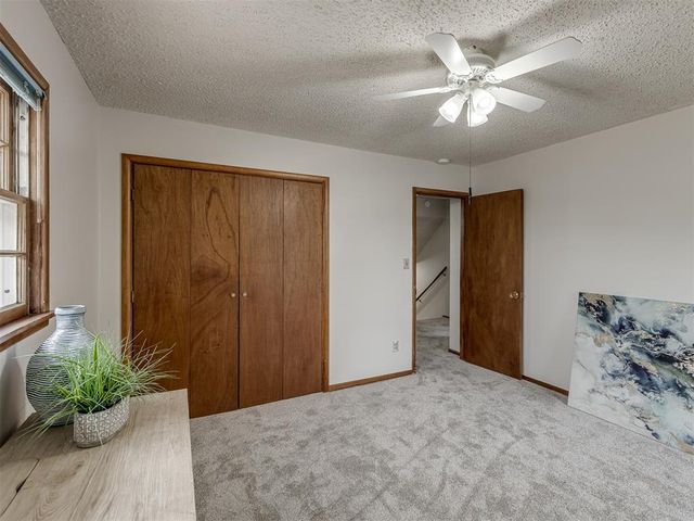 220 W Glenhaven Drive, Midwest City, OK 73110