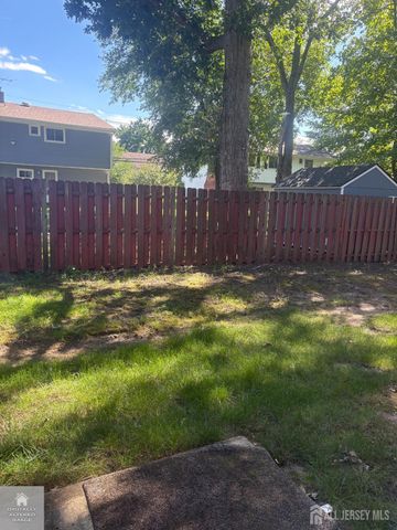 208 Hidden Woods Court, Piscataway, NJ 08854