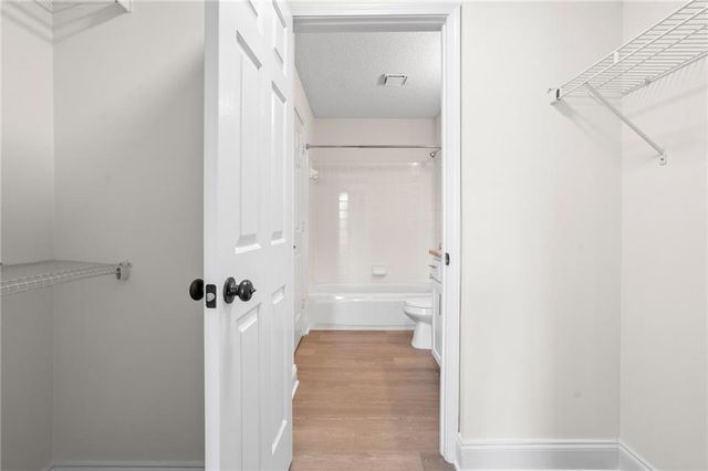 1075 Peachtree Walk NE A519, Atlanta, GA 30309
