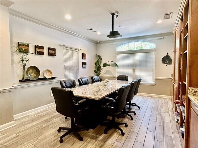 1075 Peachtree Walk NE A519, Atlanta, GA 30309