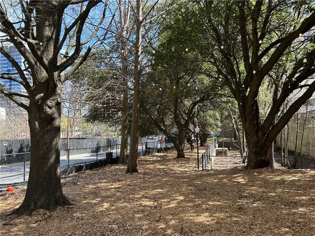 1075 Peachtree Walk NE A519, Atlanta, GA 30309