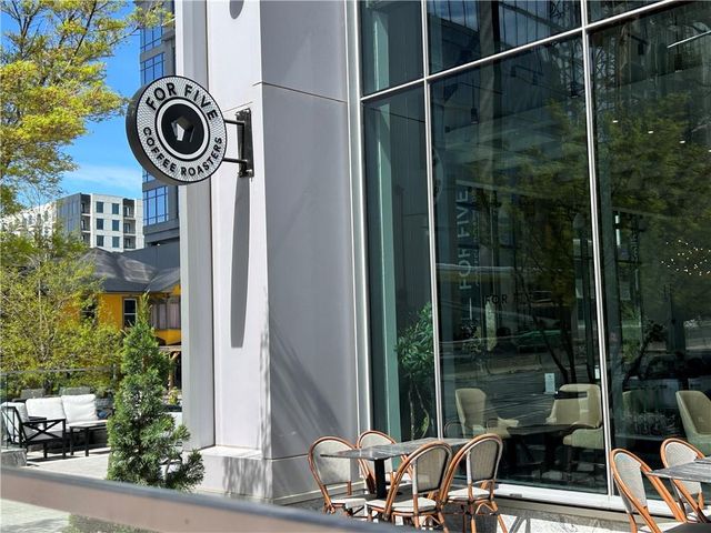 1075 Peachtree Walk NE A519, Atlanta, GA 30309