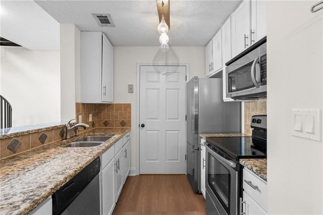 1075 Peachtree Walk NE A519, Atlanta, GA 30309