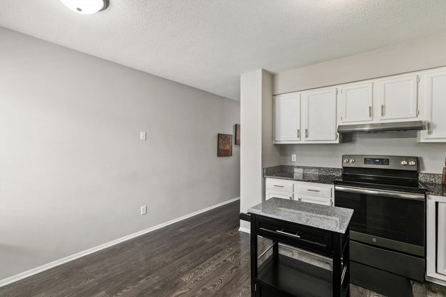 238 Holiday Circle 46, West Des Moines, IA 50265