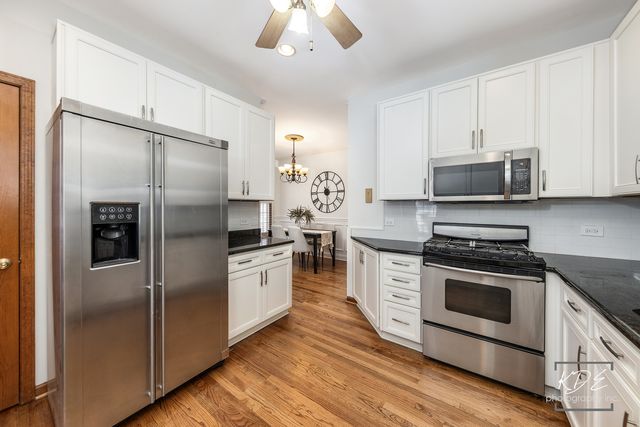 1512 Harbour Towne Place, Naperville, IL 60564