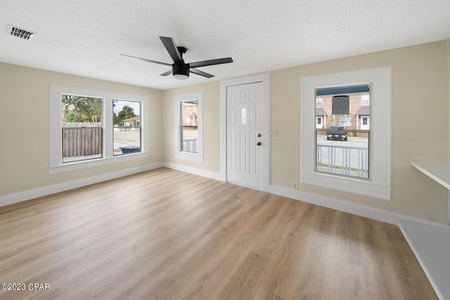 206 E 2nd Court A, Panama City, FL 32401
