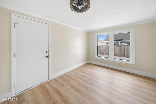 206 E 2nd Court A, Panama City, FL 32401