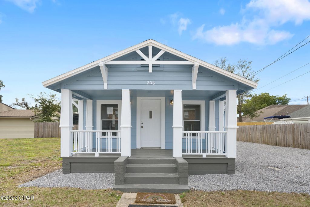 206 E 2nd Court A, Panama City, FL 32401