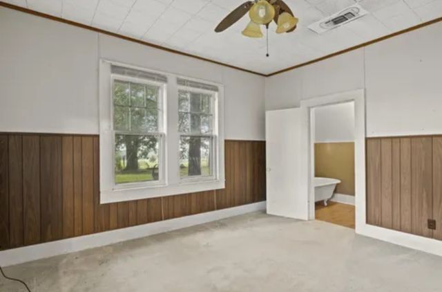 304 DAINGERFIELD ST, Naples, TX 75568