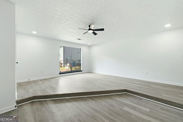 6350 Beethoven Circle, Riverdale, GA 30296
