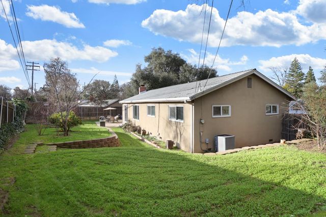 8814 Mohawk Way, Fair Oaks, CA 95628