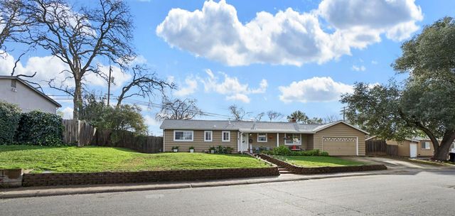 8814 Mohawk Way, Fair Oaks, CA 95628