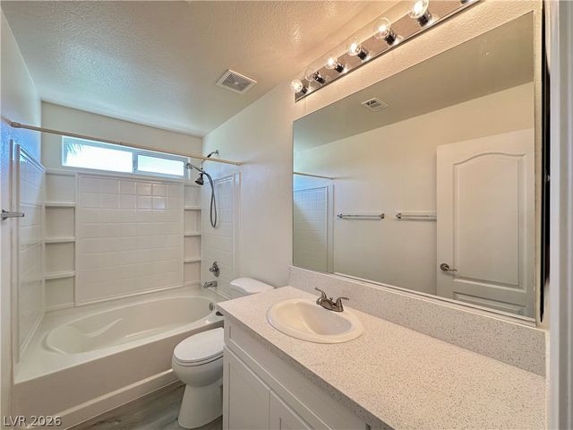 9200 Freedom Heights Avenue, Las Vegas, NV 89149