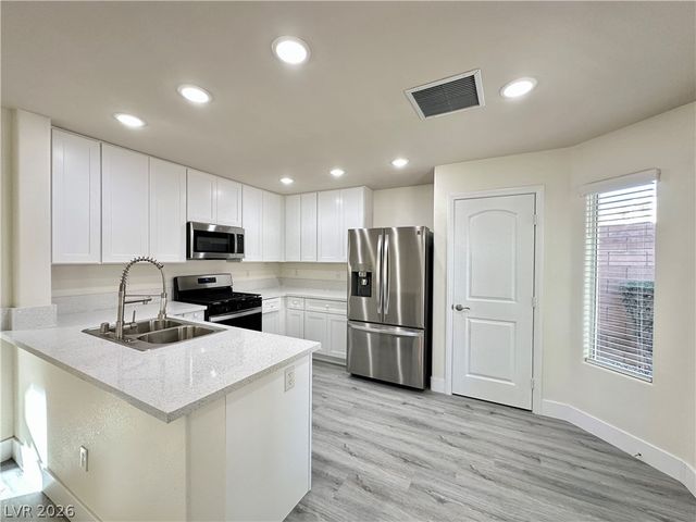 9200 Freedom Heights Avenue, Las Vegas, NV 89149