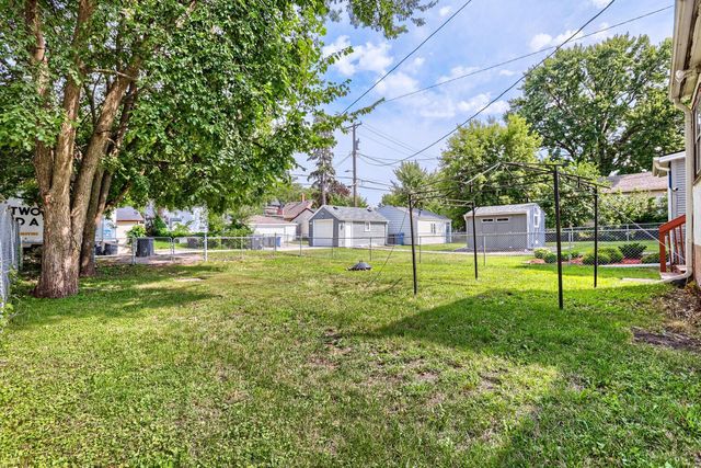 2922 Sheridan Avenue N, Minneapolis, MN 55411