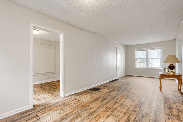2922 Sheridan Avenue N, Minneapolis, MN 55411