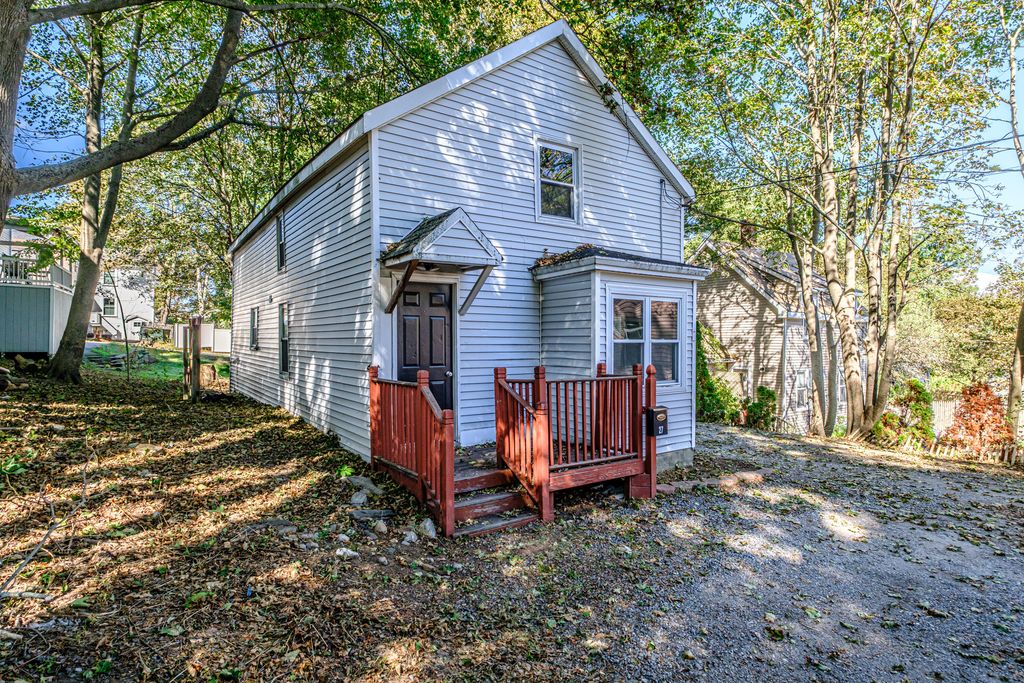 27 Pine Street, Bath, ME 04530 — exterior