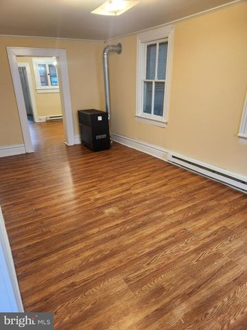 322.5 MAPLE AVE N, Martinsburg, WV 25401