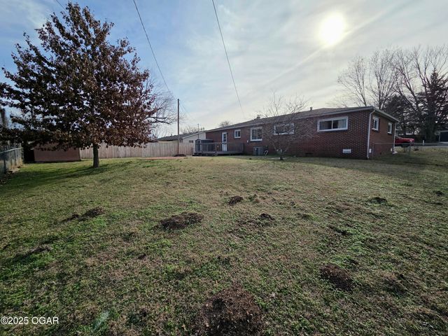 603 Park Lane, Joplin, MO 64804