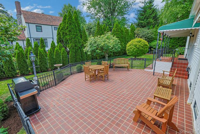 72 Brookfield Road, Mount Vernon, NY 10552