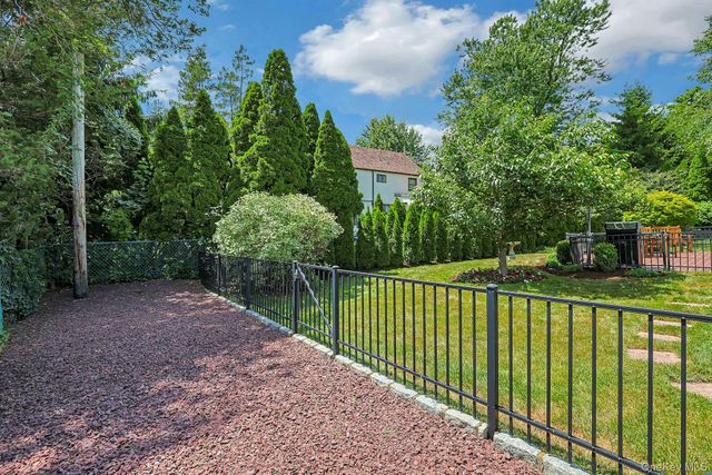 72 Brookfield Road, Mount Vernon, NY 10552