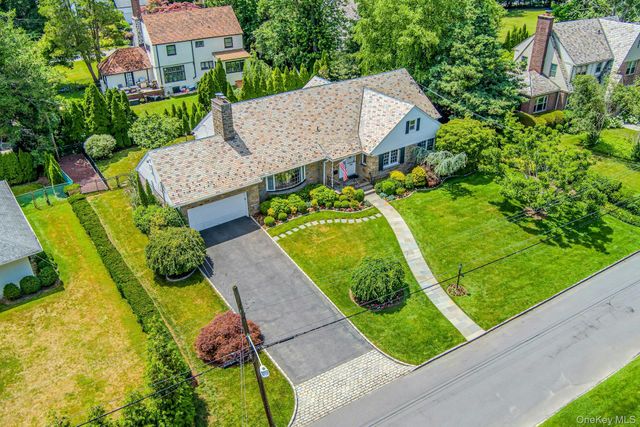 72 Brookfield Road, Mount Vernon, NY 10552