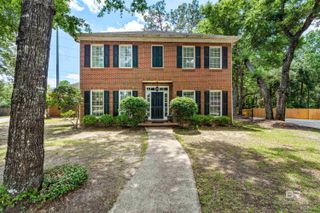 7713 Bedford Court, Mobile, AL 36695