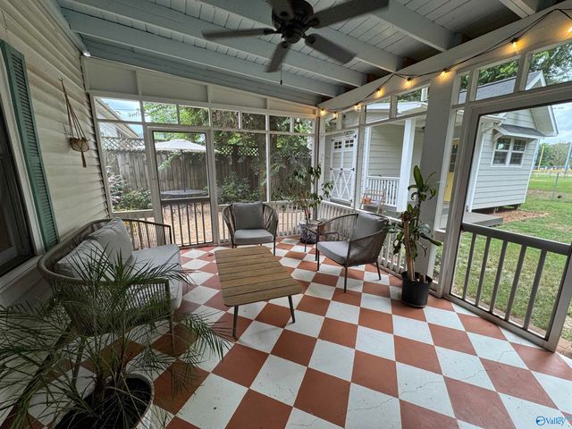 2602 Poincianna Street, Huntsville, AL 35801