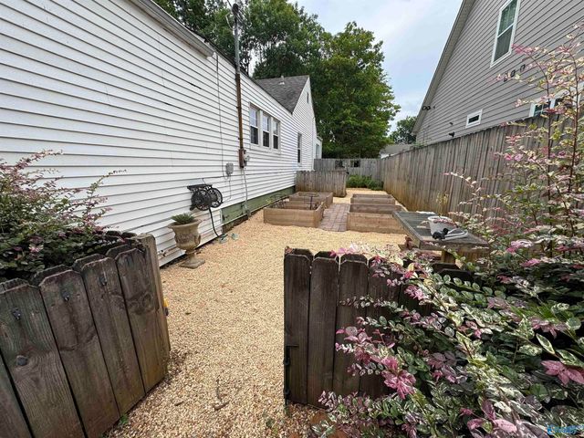 2602 Poincianna Street, Huntsville, AL 35801