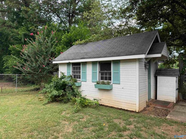 2602 Poincianna Street, Huntsville, AL 35801
