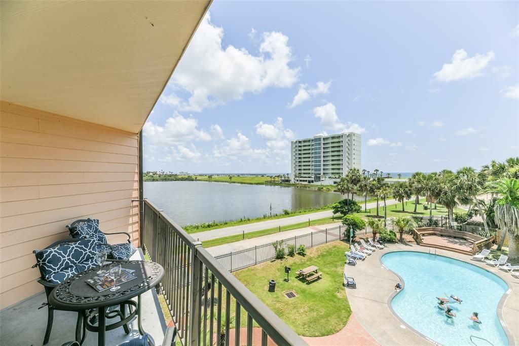 9520 Seawall Boulevard 252, Galveston, TX 77554