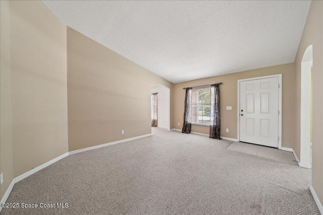 433 SW Haleybury Street SW, Palm Bay, FL 32908