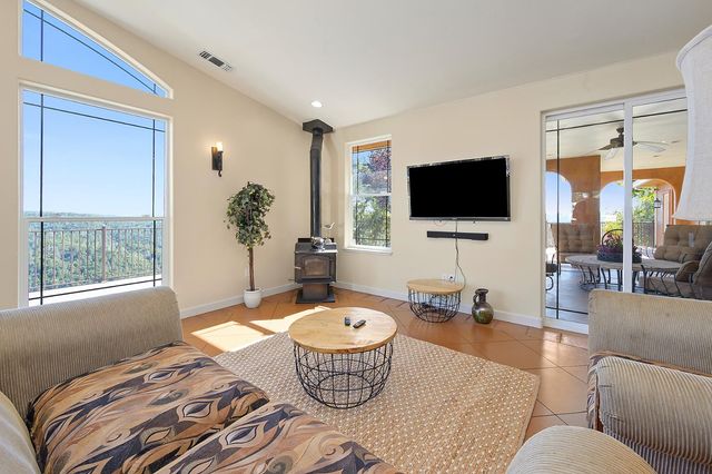 6801 Sagittarius Rd, Placerville, CA 95667