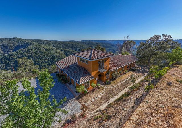 6801 Sagittarius Rd, Placerville, CA 95667