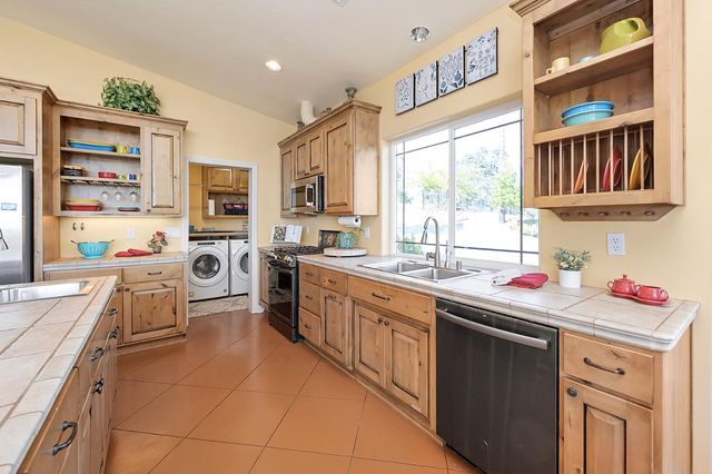 6801 Sagittarius Rd, Placerville, CA 95667