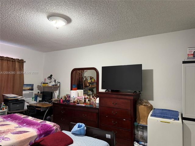 5755 W 20th Ave 308, Hialeah, FL 33012