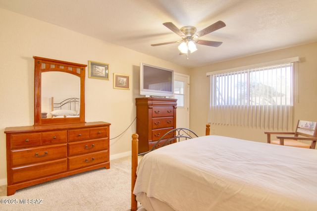 310 E Paseo Verde, Green Valley, AZ 85614