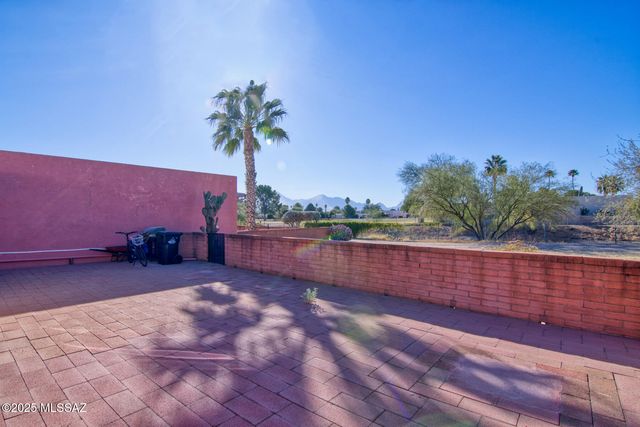 310 E Paseo Verde, Green Valley, AZ 85614