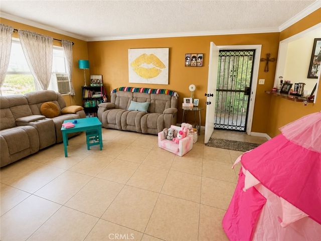 141 S 7th, Montebello, CA 90640