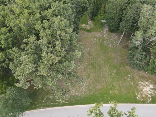 731 Druim Trail, Crown Point, IN 46307