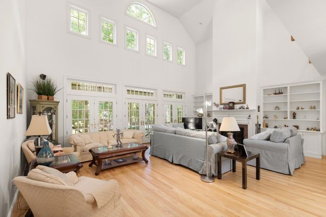 32 Ashland Road, Boxford, MA 01921