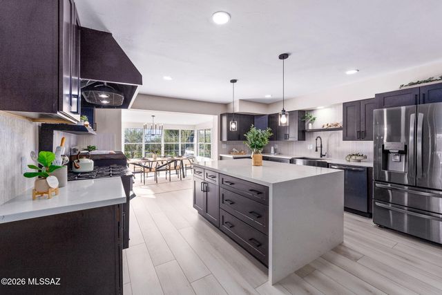 6801 N 1st Avenue, Tucson, AZ 85718