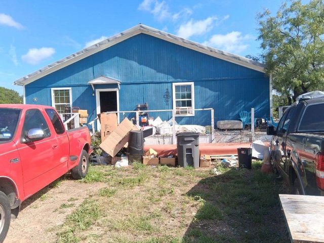 3026 Hilltop Road, Granbury, TX 76048