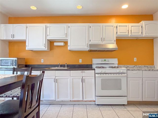 227 46th Street, Union City, NJ 07087