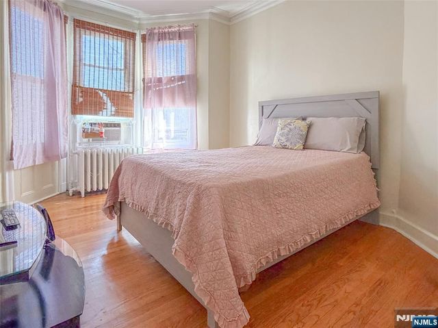 227 46th Street, Union City, NJ 07087