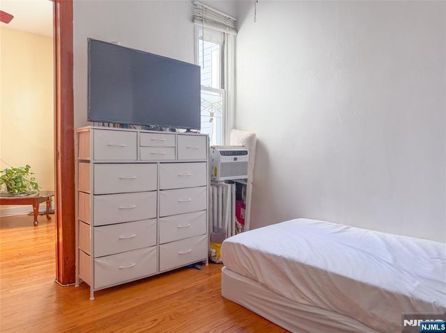 227 46th Street, Union City, NJ 07087