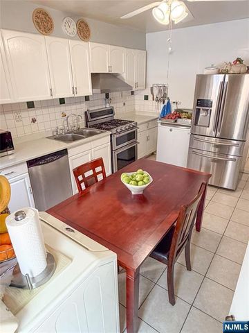 227 46th Street, Union City, NJ 07087
