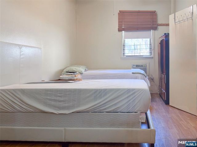 227 46th Street, Union City, NJ 07087